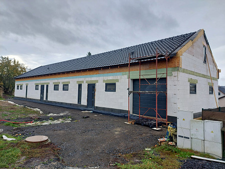 Izolace stropu novostavby dvojdomu v Karlových Varech